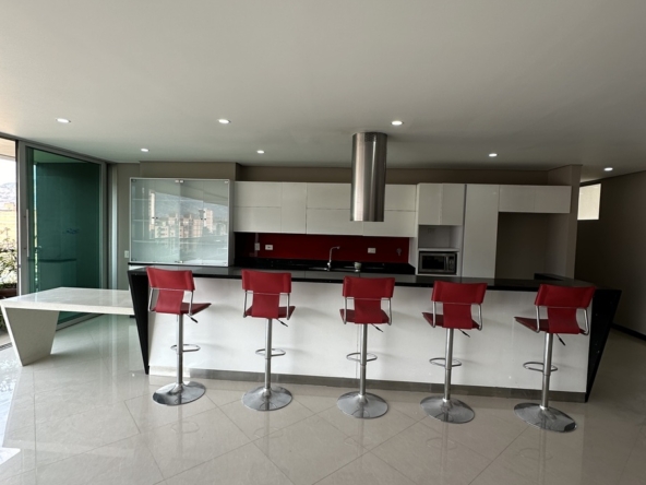 penthouse de lujo laurles, apartamentos laureles, propiedades laureles