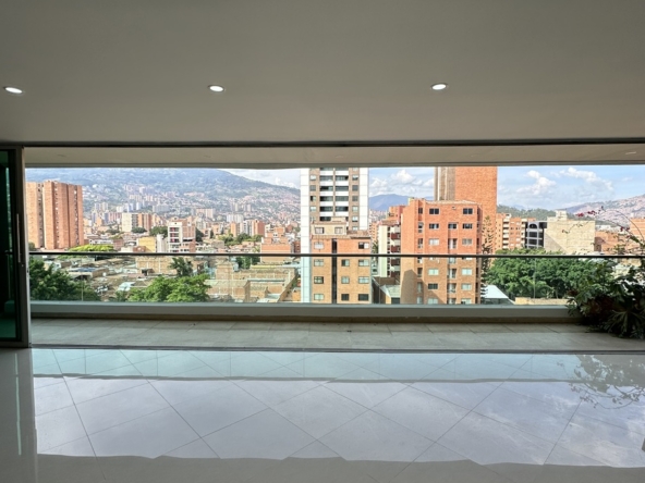 penthouse de lujo laurles, apartamentos laureles, propiedades laureles