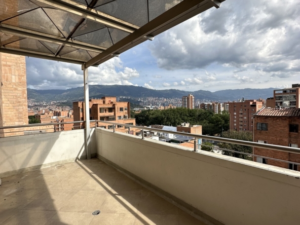 penthouse de lujo laurles, apartamentos laureles, propiedades laureles