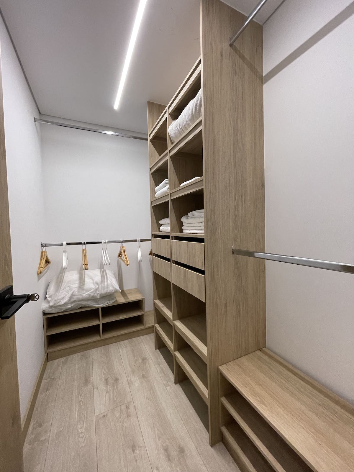 Apartamento de lujo poblado, apartamento airbnb, apartamento amoblado poblado, apartamentos medellin