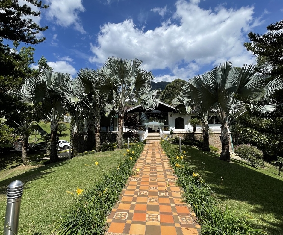 casa campestre ubicada en palmas para la venta