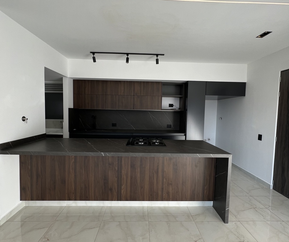 Apartamento remodelado en calazans para la venta