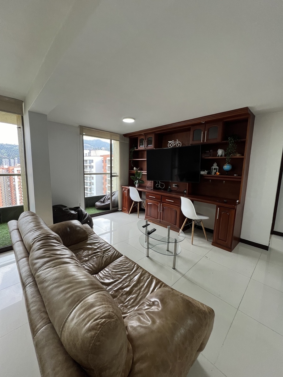 apartamento en venta en Los Bernal con vista