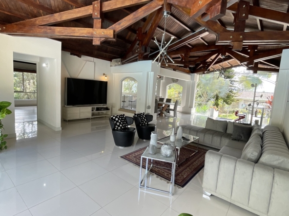 casa campestre ubicada en palmas para la venta