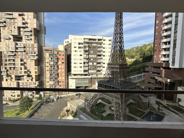 apartamento para rentar amoblado con vista a la torre parís