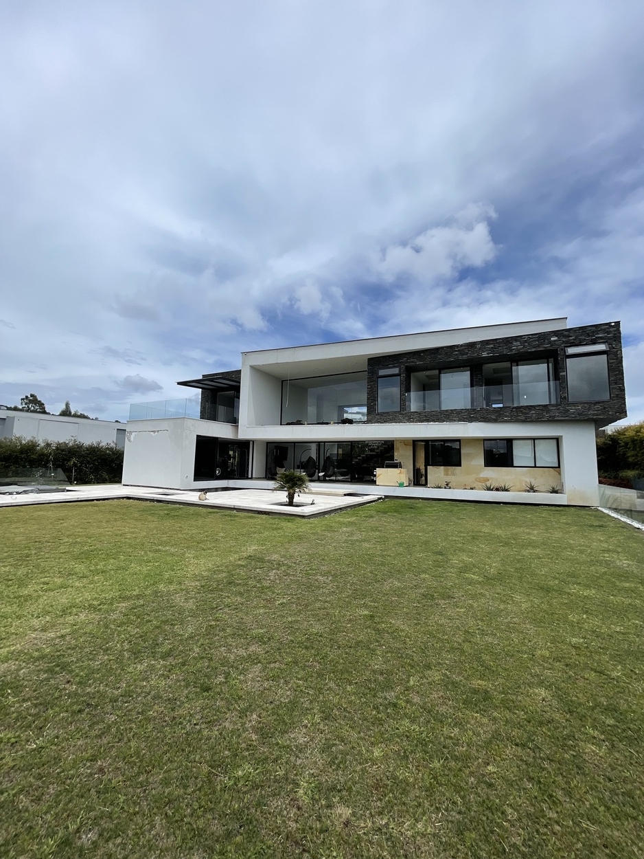 casa campestre en palmas lujosa, casa de lujo en palmas, casa para la venta