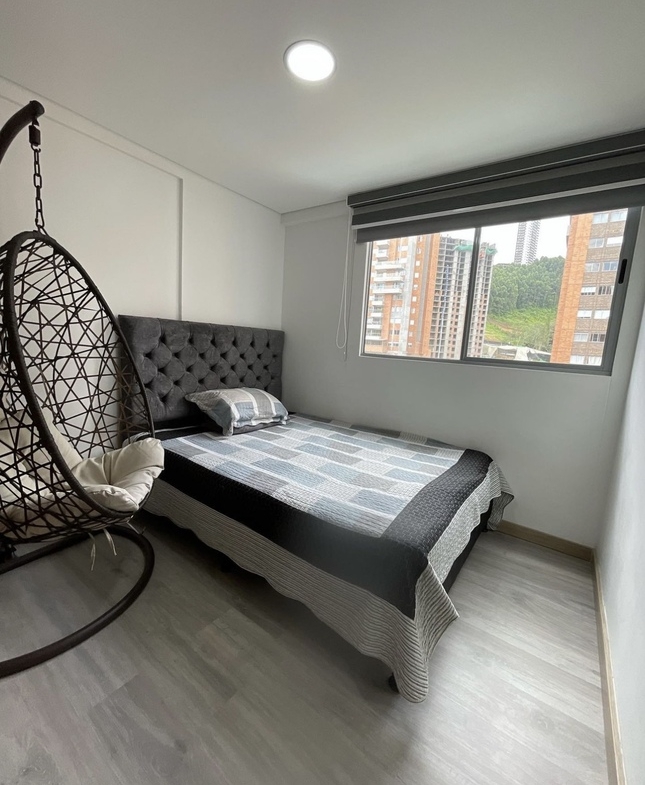 Apartamento en sabaneta muy amplio