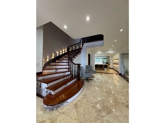 Casa de Lujo Medellin En Venta Poblado La Calera