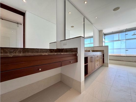 Apartamento poblado, apartamento la calera, poblado Medellin.