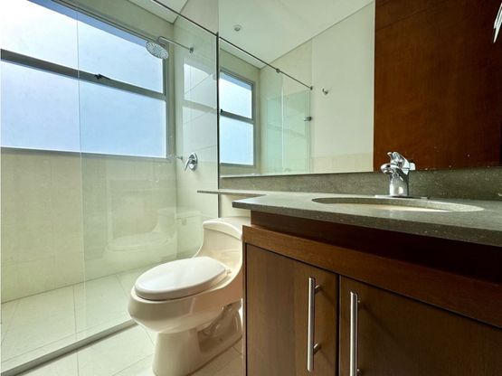 Apartamento poblado, apartamento la calera, poblado Medellin.