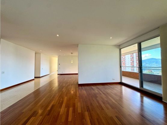 Apartamento poblado, apartamento la calera, poblado Medellin.