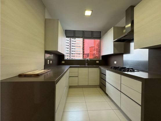 APARTAMENTO POBLADO, PROPIEDADES MEDELLIN, CASA POBLADO, POBLADO REAL ESTATE