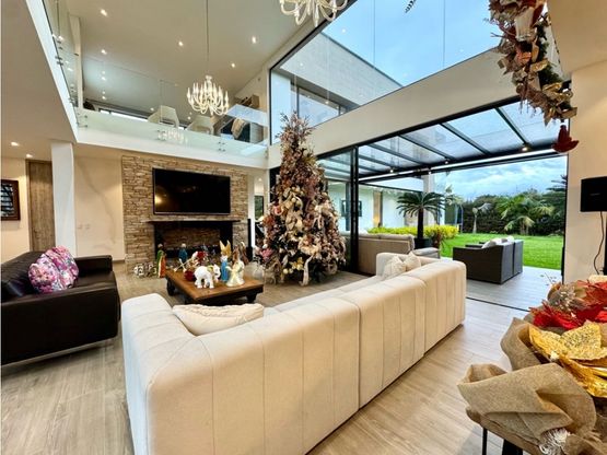 casa de lujo, propiedades de lujo, casa palmas, propiedades palmas