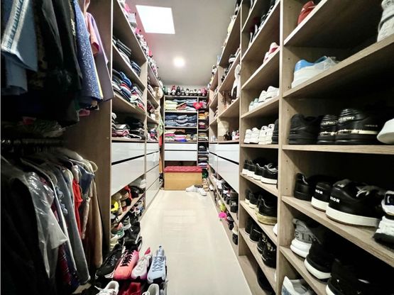 envigado , las brujas .casa , propiedades medellin. casas de lujo .venta