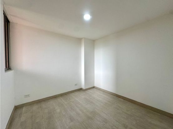Venta, Medellin, apartamento, UPB, Centro comercial Florida, Facultad de Minas, Exito de la 80, metro de la 80, Laureles, Colores