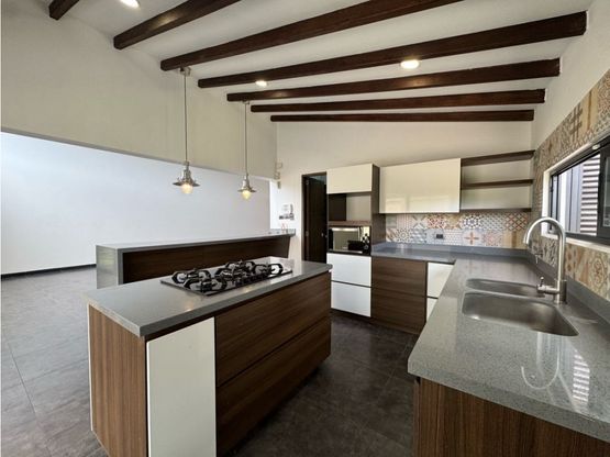 casa de lujo alto de las palmas, poblado, exclusiva, moderna, naturaleza, confort, amplitud, espaciosa