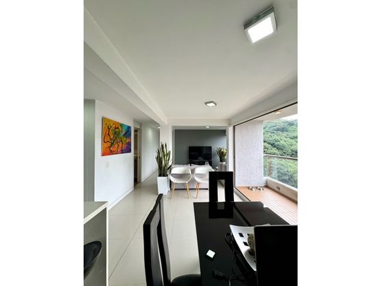 Medellín En Venta Poblado Loma de los Bernal Lujo Apartamento