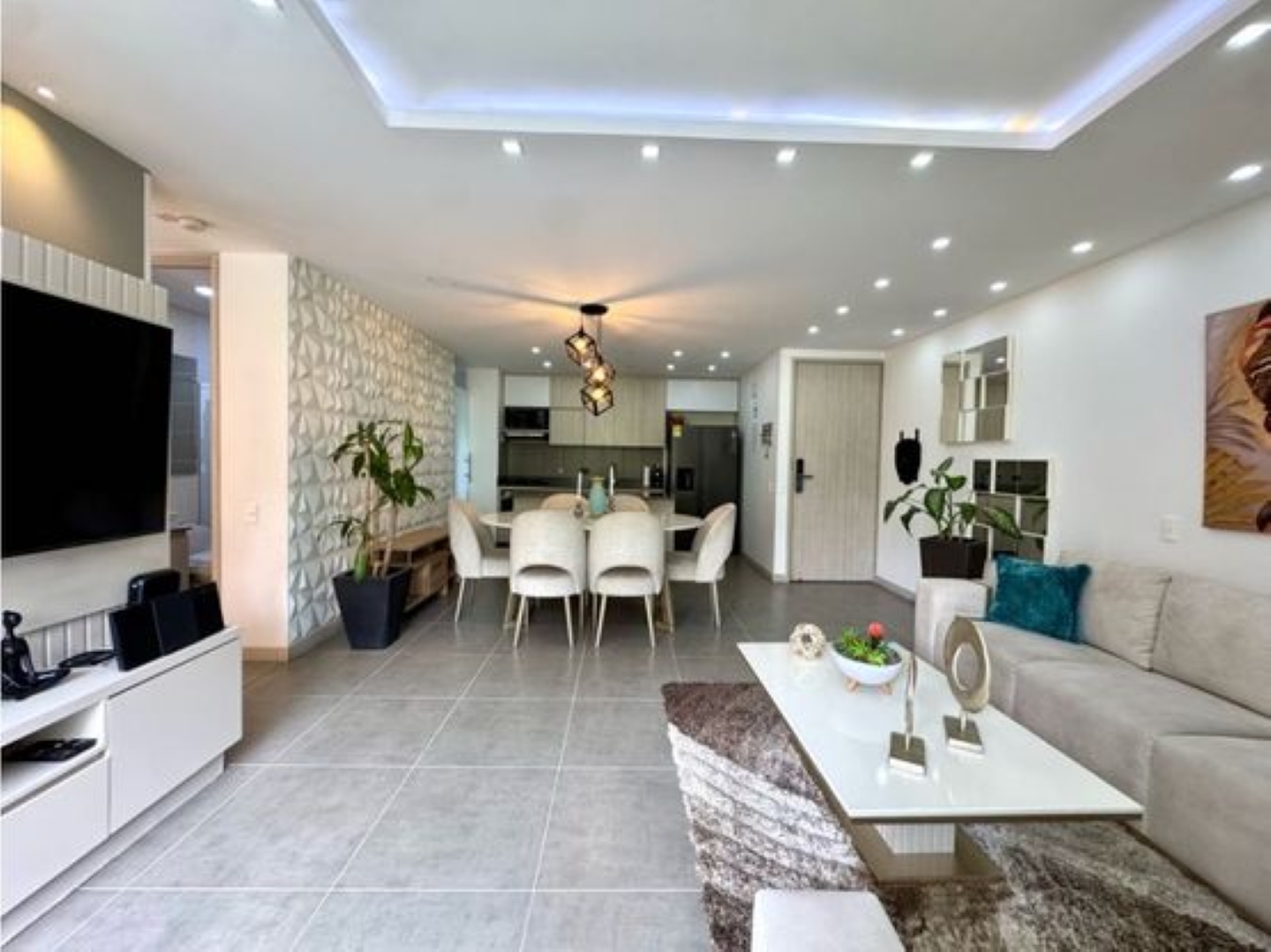 Envigado, el escobero, renta apartamento, propiedades medellin, rentas el poblado
