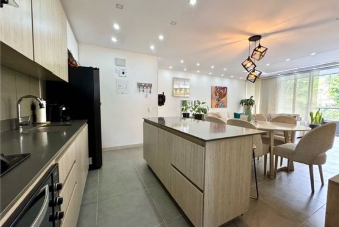 Envigado, el escobero, renta apartamento, propiedades medellin, rentas el poblado