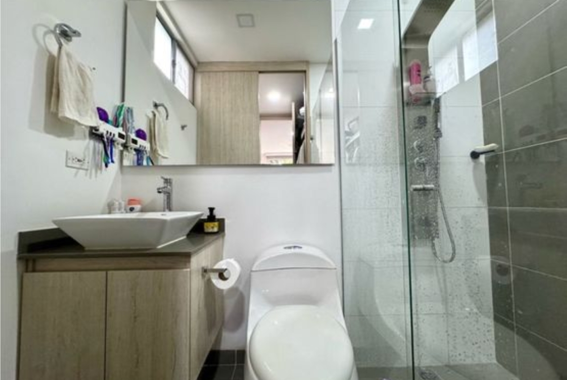 Envigado, el escobero, renta apartamento, propiedades medellin, rentas el poblado