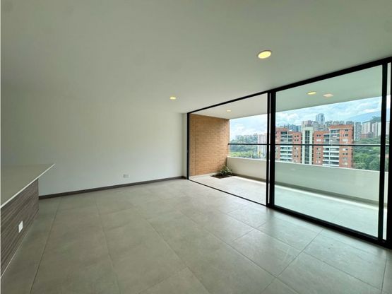 apartamento de lujo, elegancia, balcón, envigado, escobero exclusividad, moderna, amplitud, hermosa vista