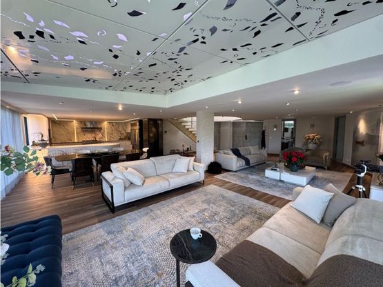 casa de lujo, elegancia, jacuzzi, terraza, envigado, exclusividad, moderna, amplitud, gym, billar, poblado, hermosa vista, naturaleza, zonas verdes