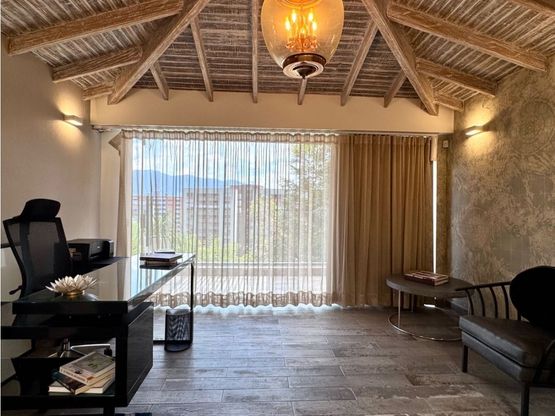 casa de lujo, elegancia, jacuzzi, terraza, envigado, exclusividad, moderna, amplitud, gym, billar, poblado, hermosa vista, naturaleza, zonas verdes