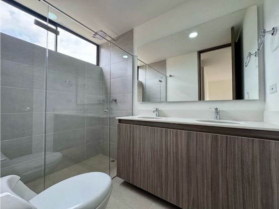 apartamento de lujo, elegancia, balcón, envigado, escobero exclusividad, moderna, amplitud, hermosa vista